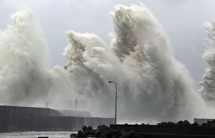 Typhoon No. 14 crosses the archipelago, major damage to corporate activities-blackouts, factory shutdowns-Bloomberg
